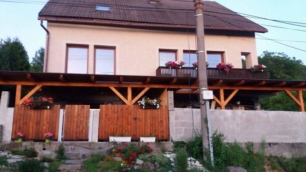 Apartmany Sharka -Sarka Justrova Decin Esterno foto