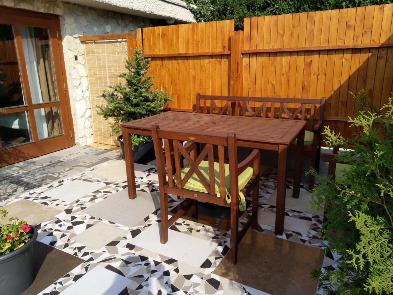 Apartmany Sharka -Sarka Justrova Decin Esterno foto